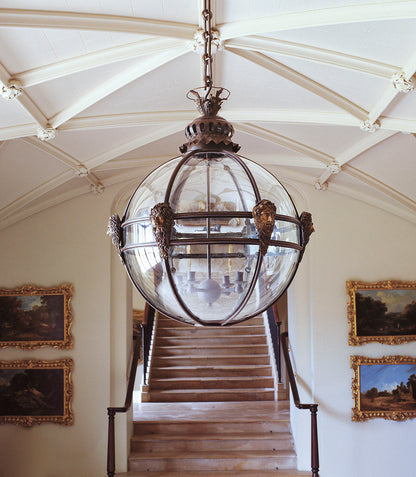 Mask Globe