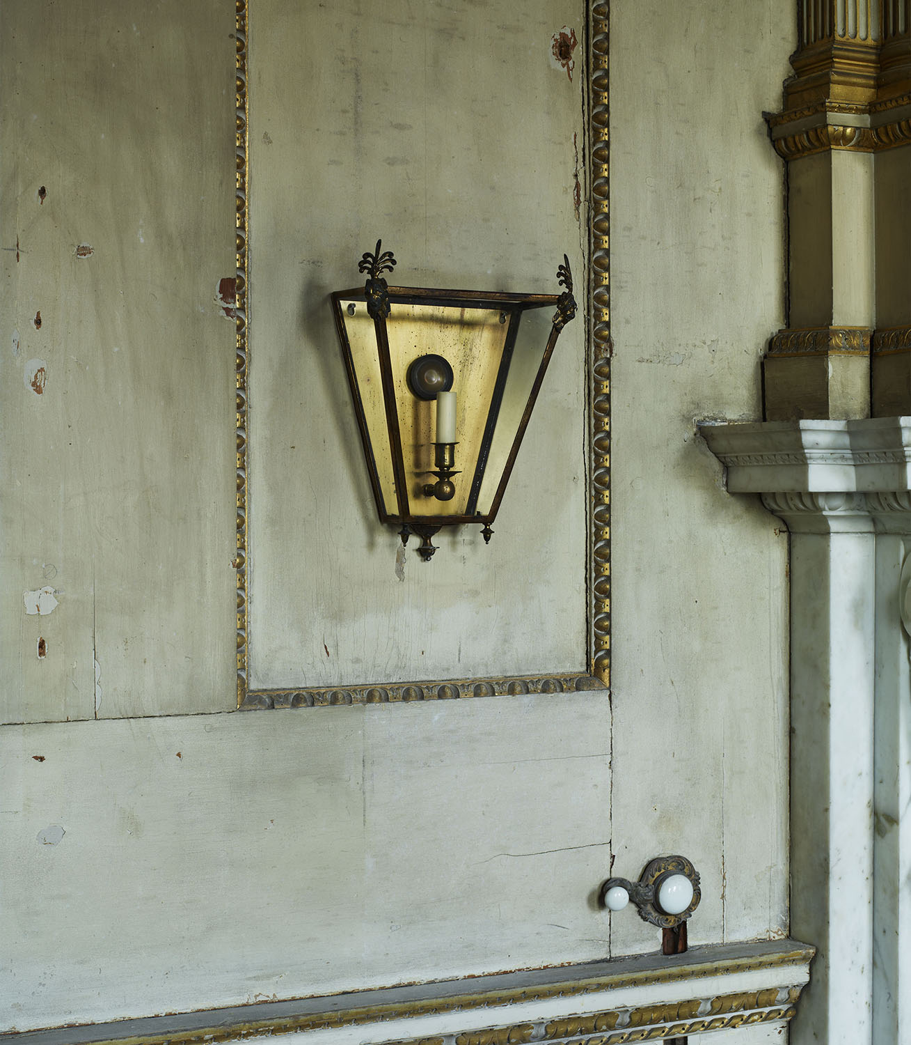 Tatham Wall Light