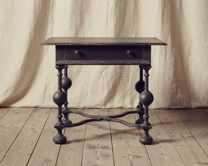 Tavern Table