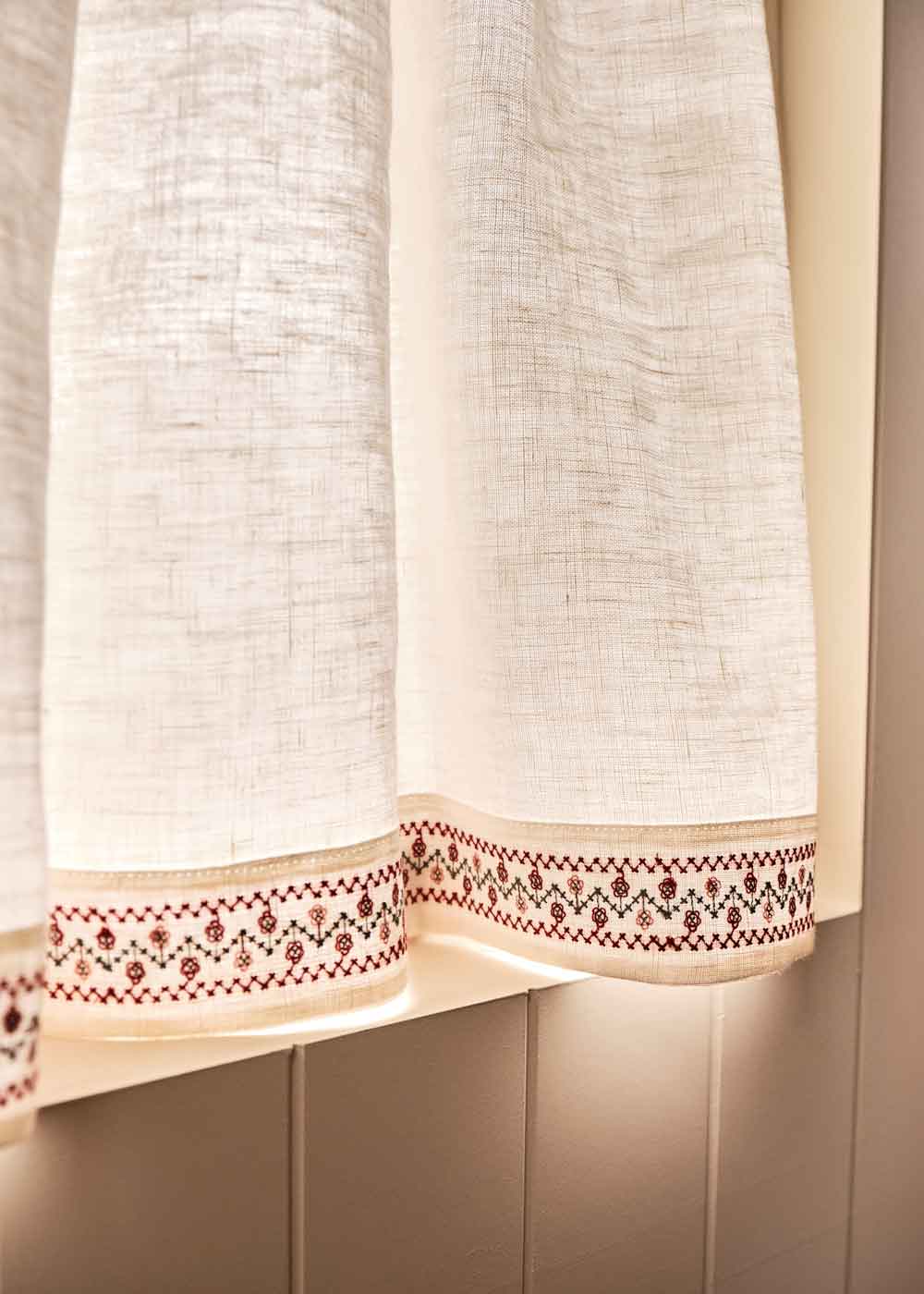 Trellis Cross Stitch Braid - Meadow