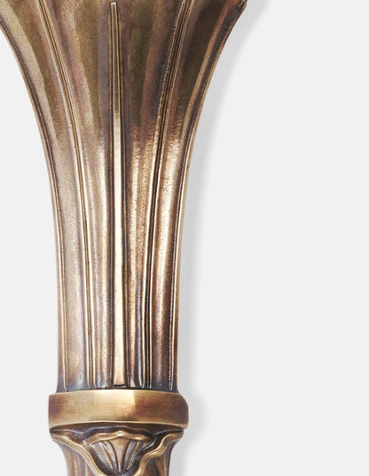 Nash Tieback