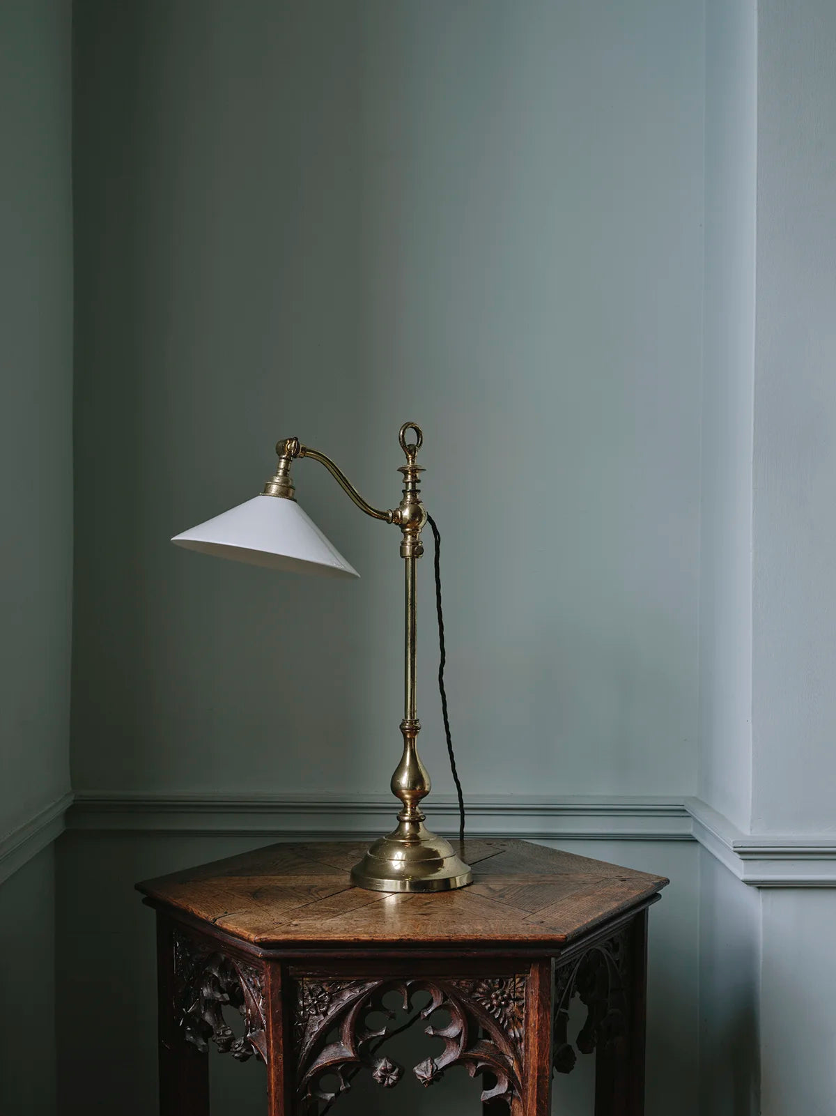 Waverly Lamp