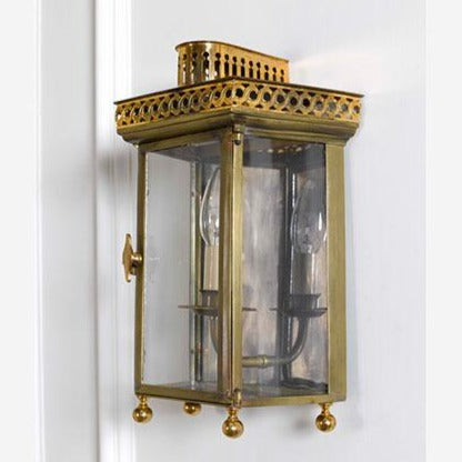 Swangrove Wall Lantern Small - Antique Brass / Gilt detailing
