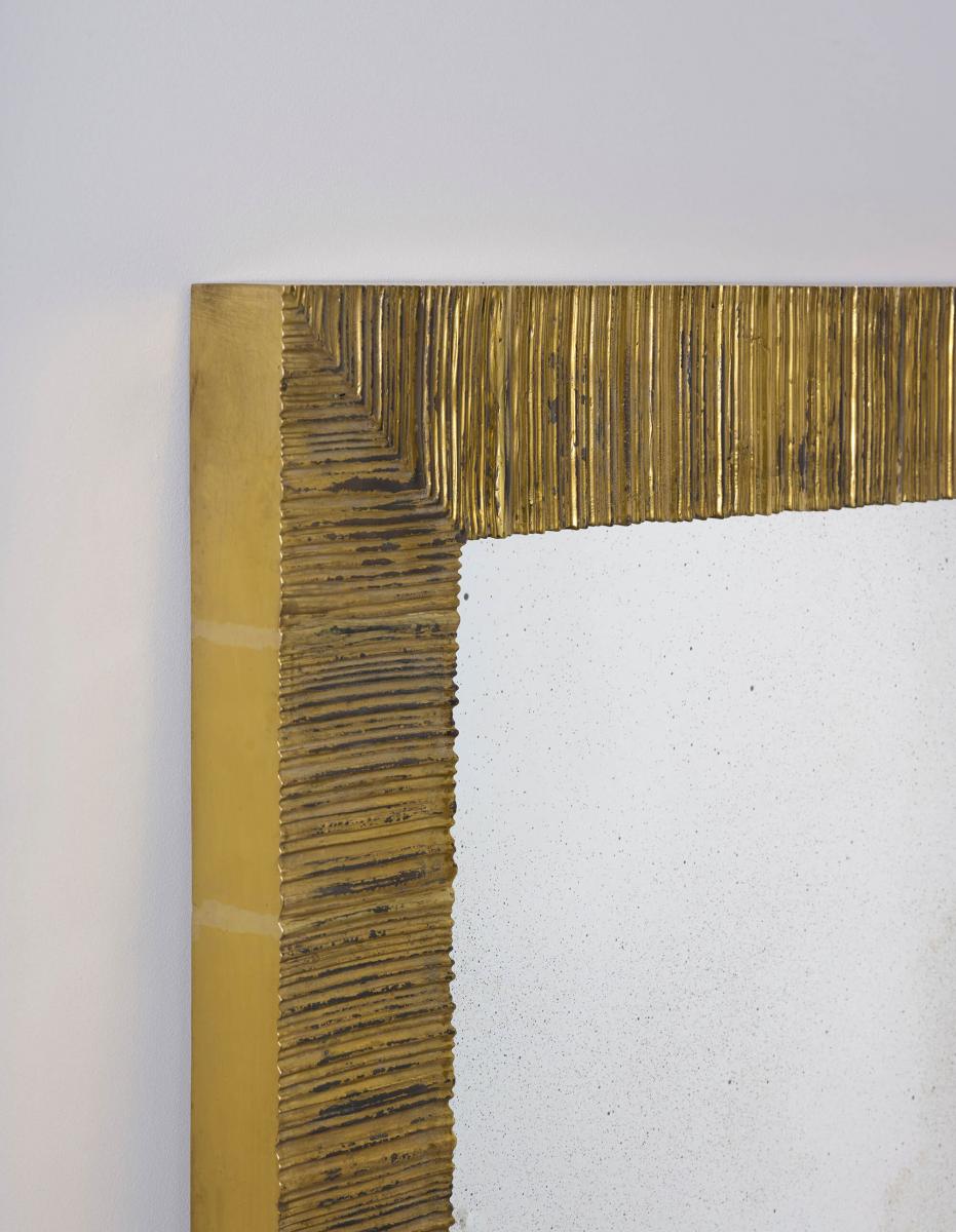 Strata Mirror